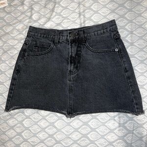 Brandy Melville Mini Jean Skirt
Size 25